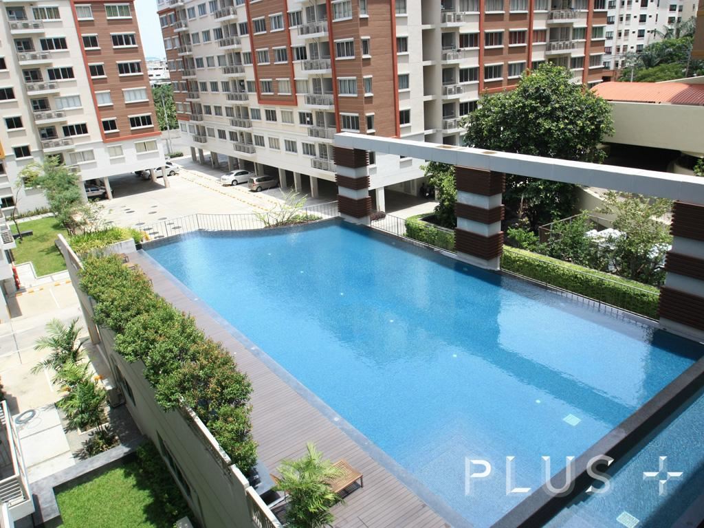 Condo One X Sathorn Naratiwas