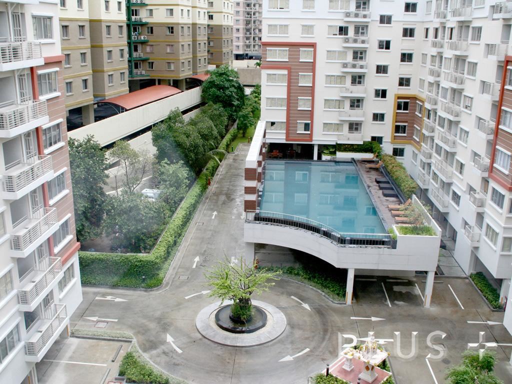 Condo One X Sathorn Naratiwas