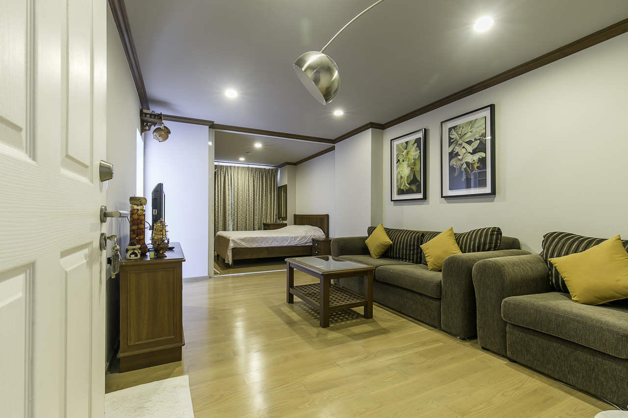HIVE SUKHUMVIT 65