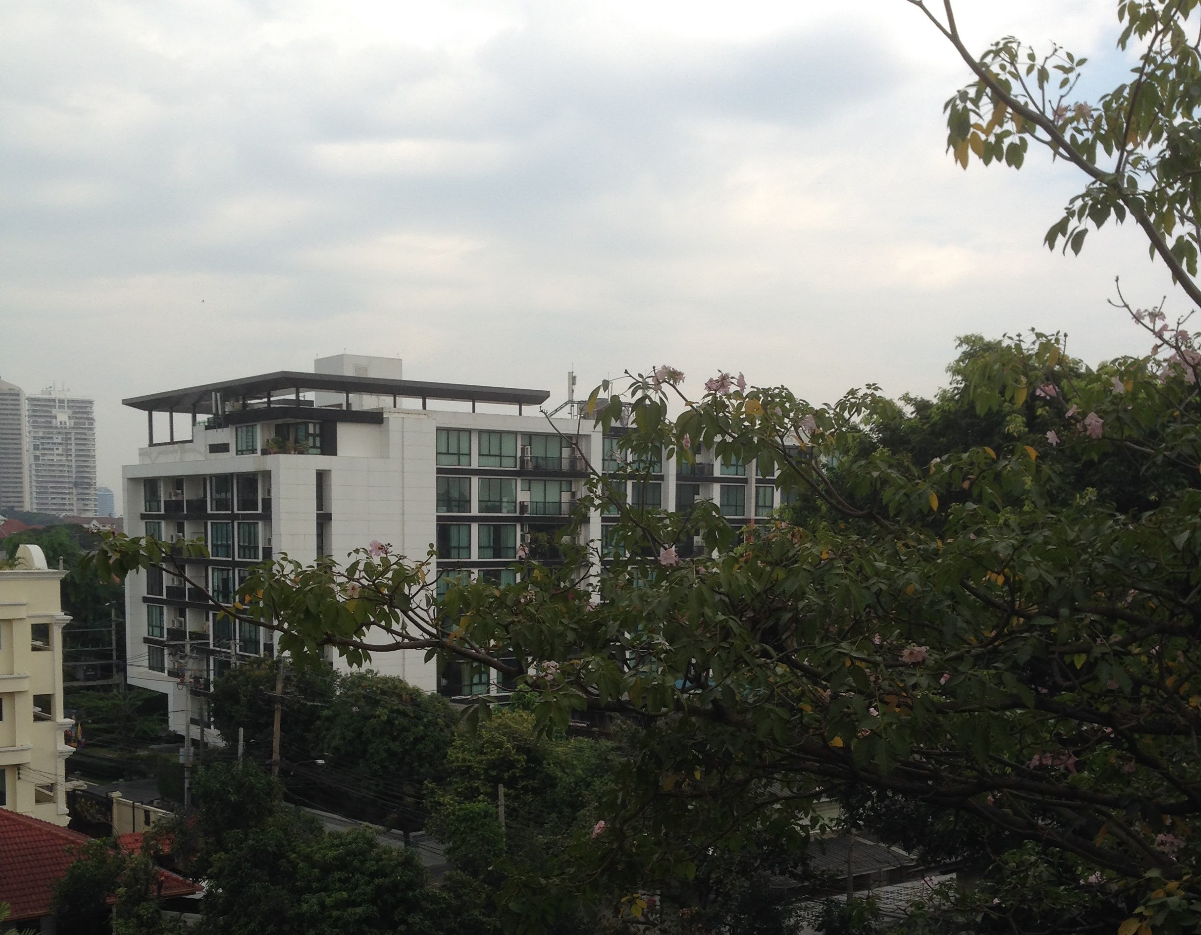 ไฮฟ์ สุขุมวิท 65