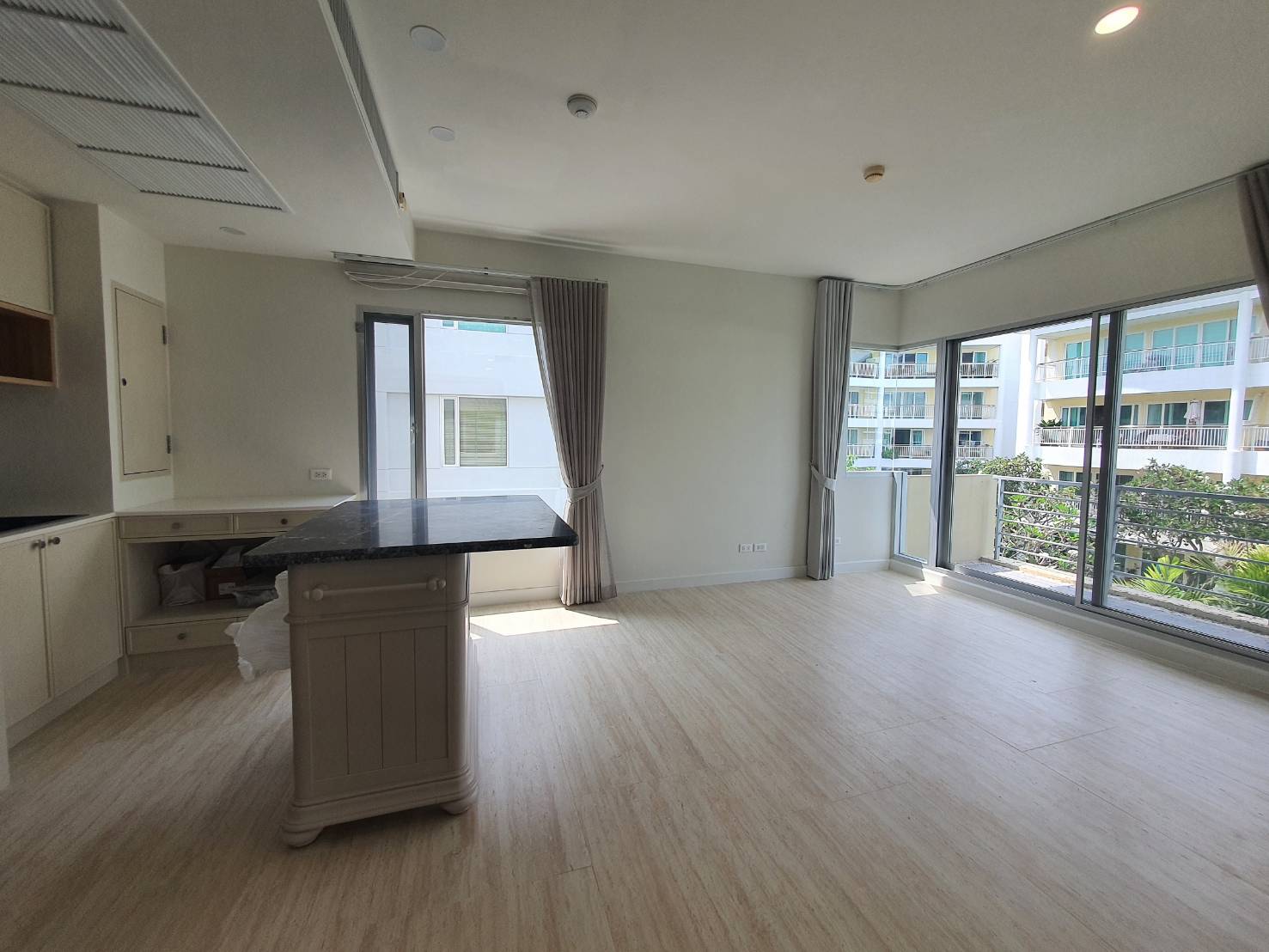 บ้านแสนปลื้ม