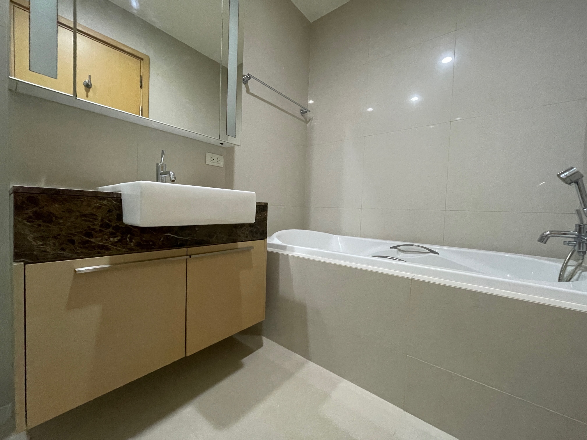 Unit & Project Photos 5