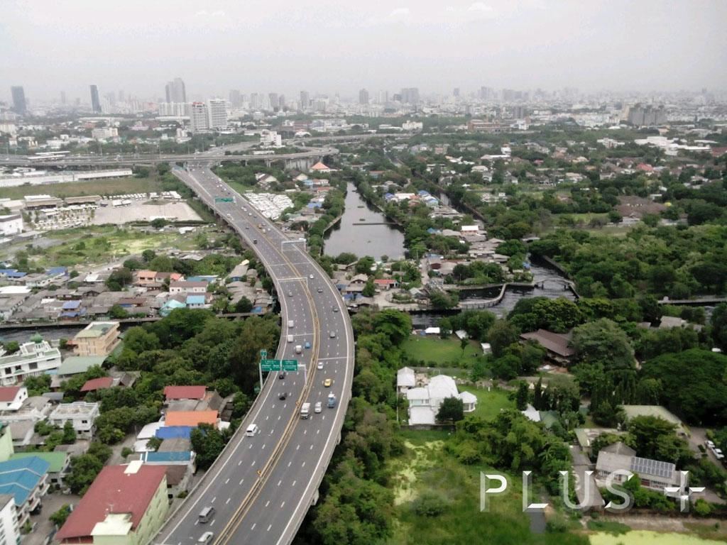The Base Rama 9 - Ramkhamhaeng