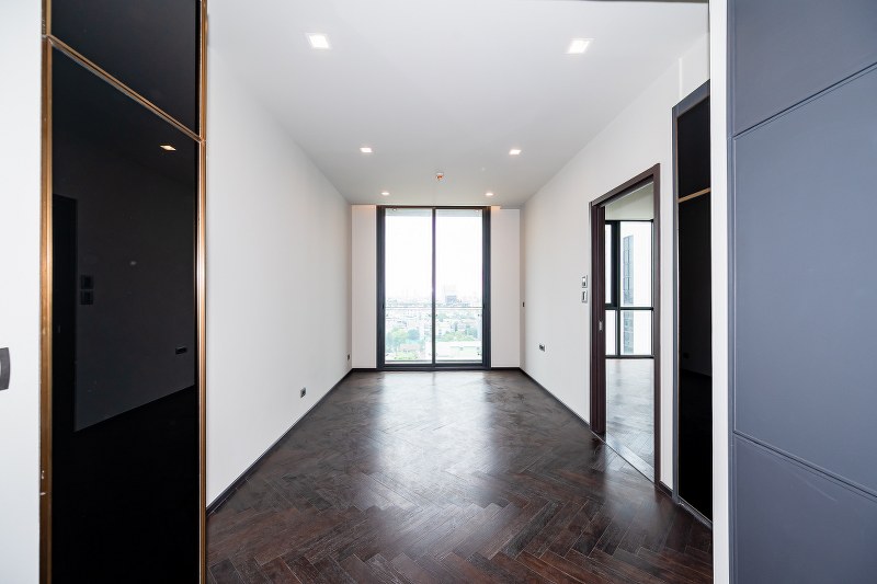 The Monument Sanampao