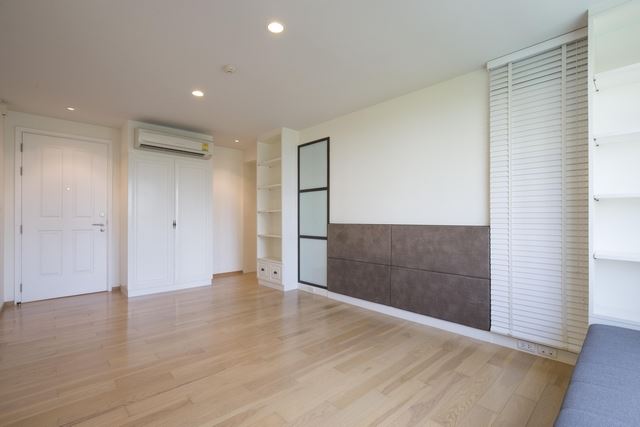 HIVE SUKHUMVIT 65