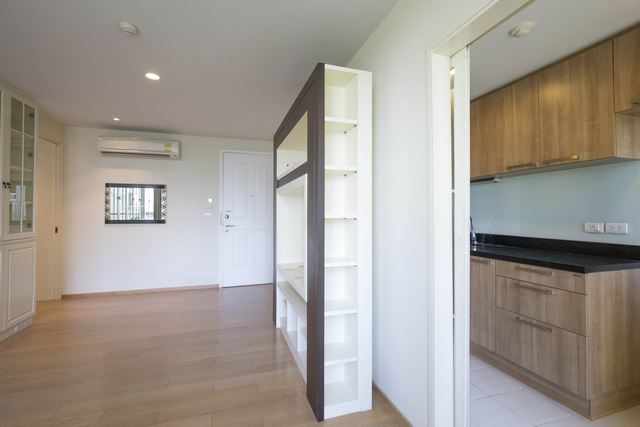 HIVE SUKHUMVIT 65