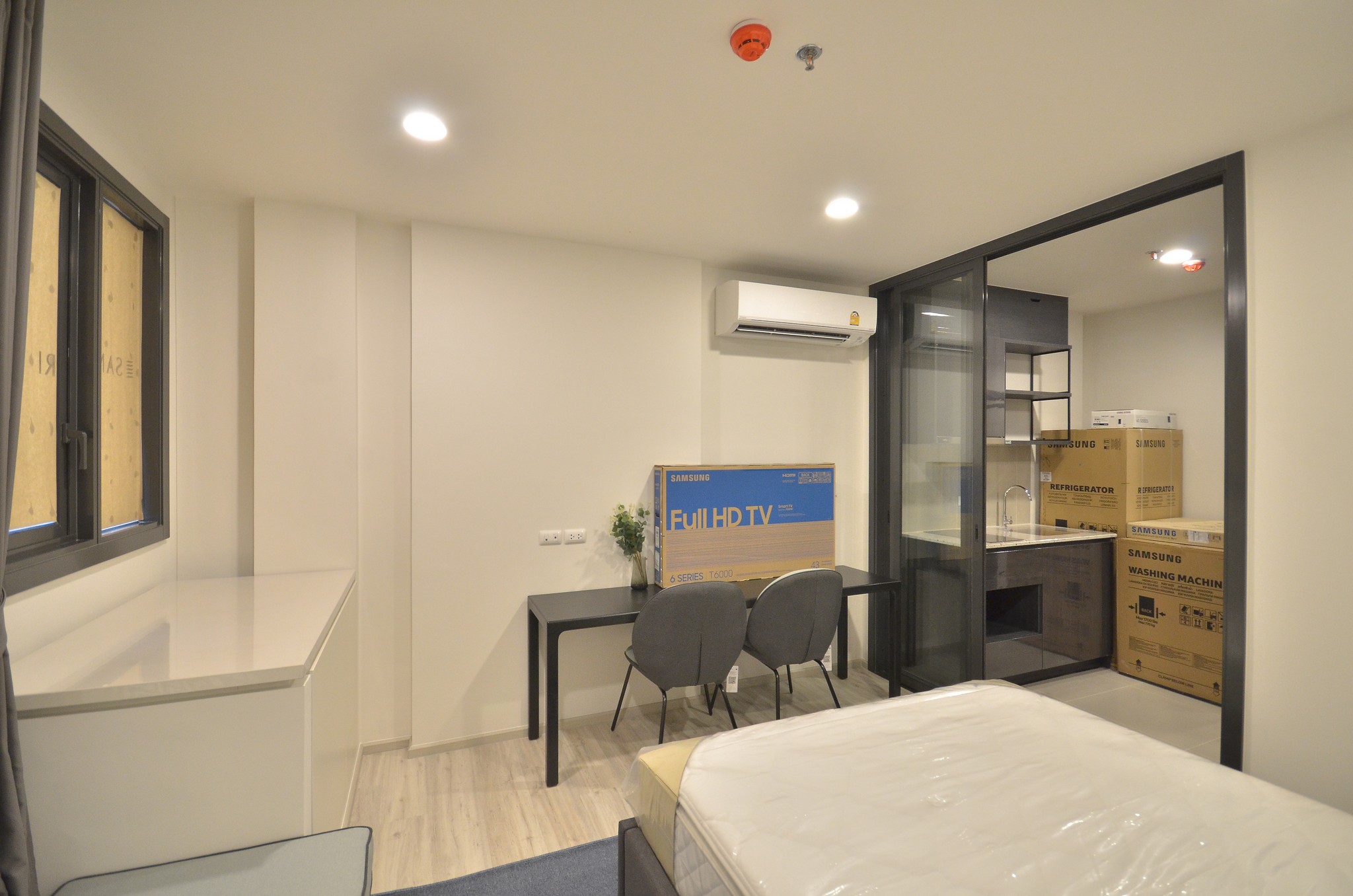 XT HuaiKhwang