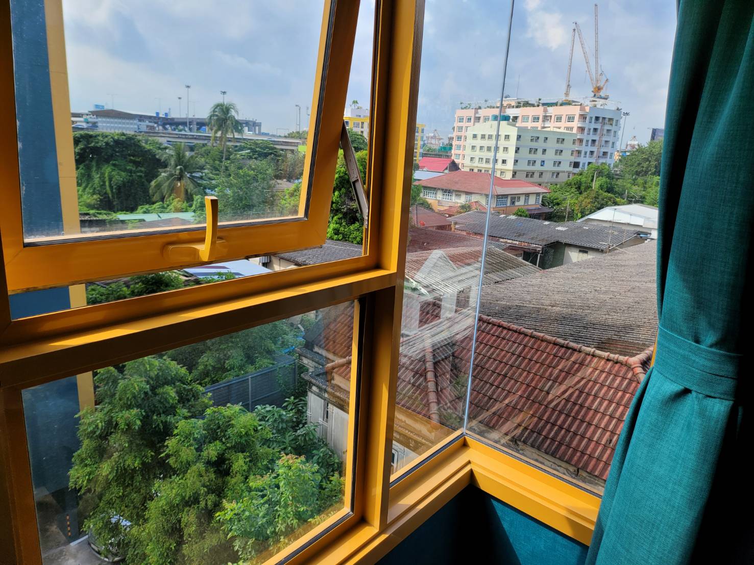 The Base Sukhumvit 50