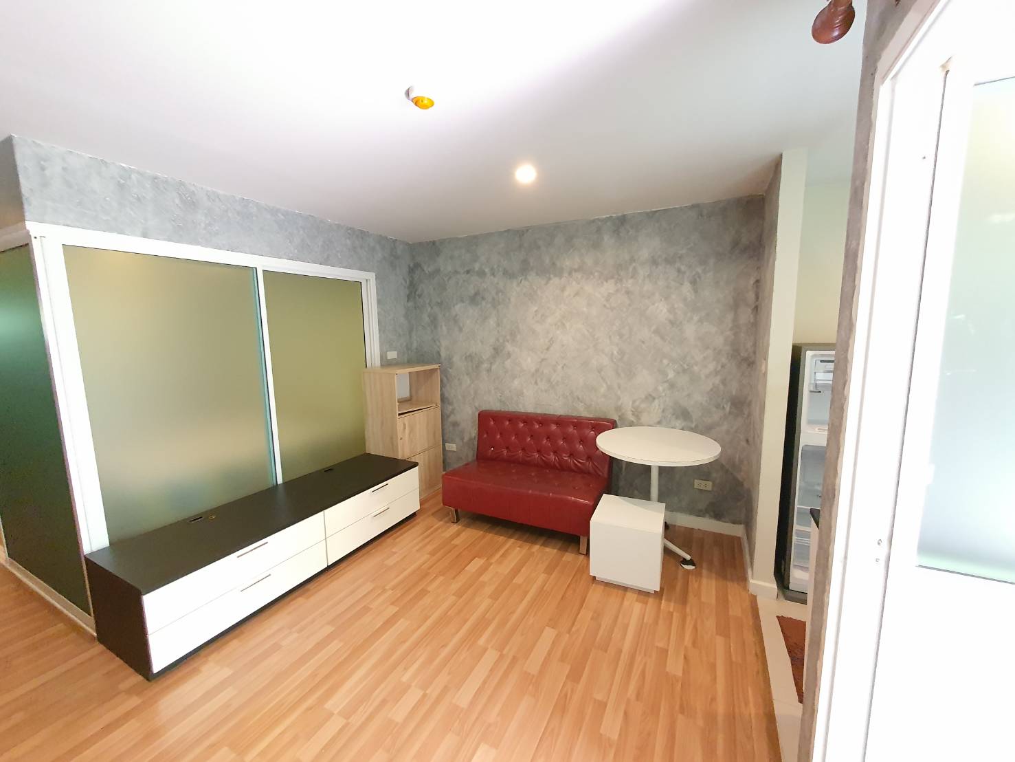 We Condo Ekkamai - Ramindra