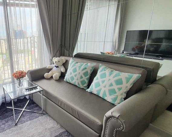 Knightsbridge Prime Sathorn