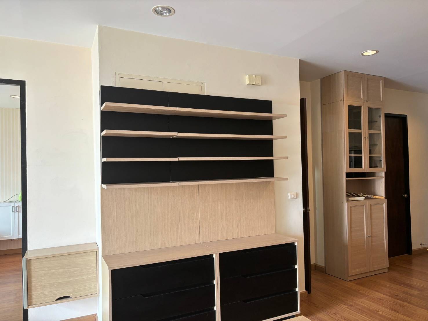 Unit & Project Photos 5