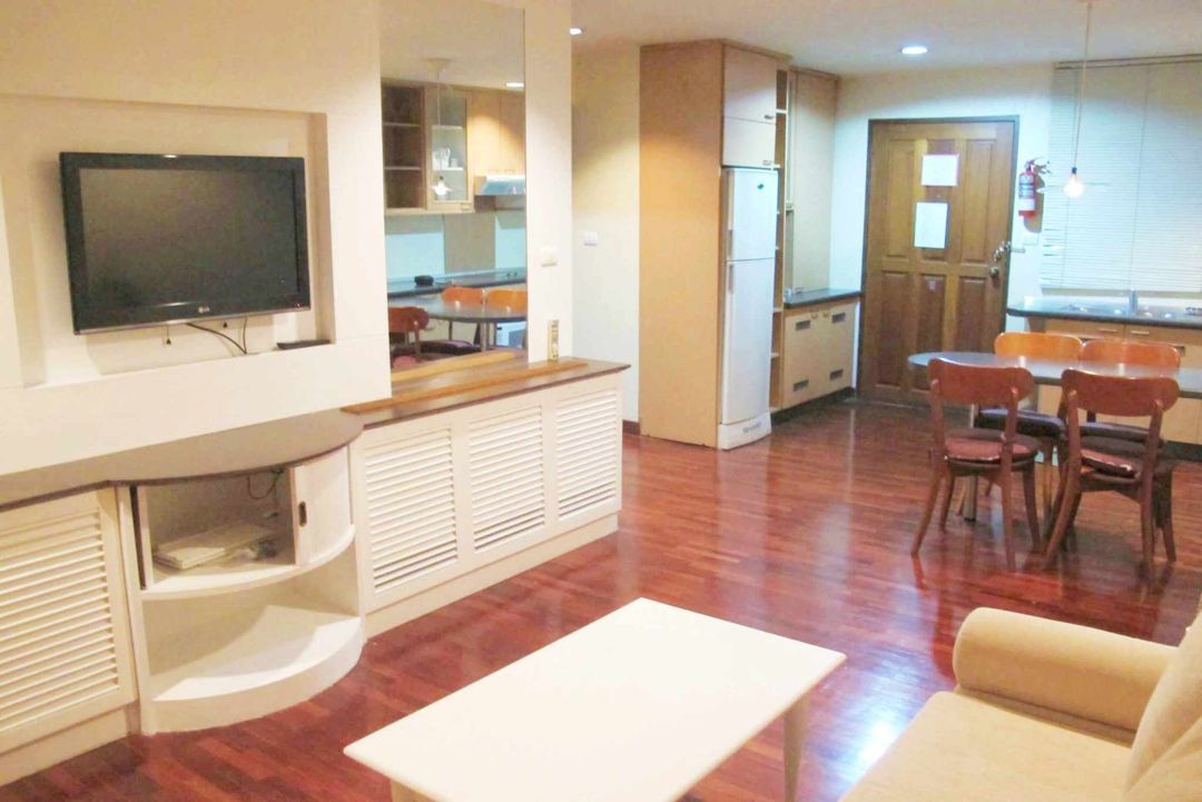 บ้านจันทน์