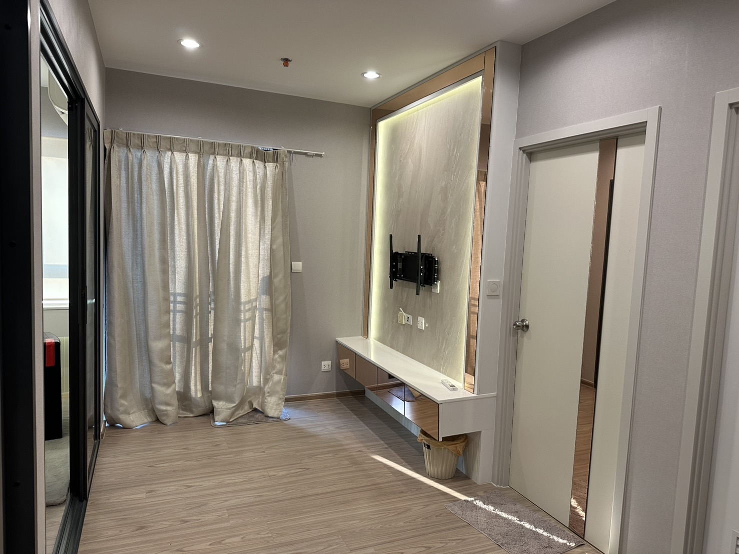 Unit & Project Photos 5