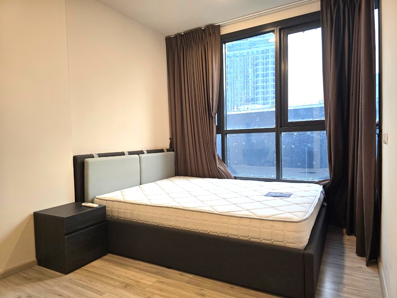 XT HuaiKhwang | Sansiri PLC