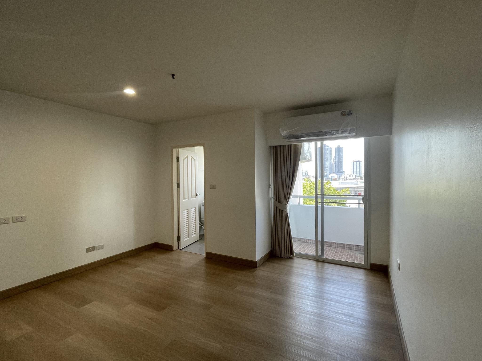 Unit & Project Photos 3