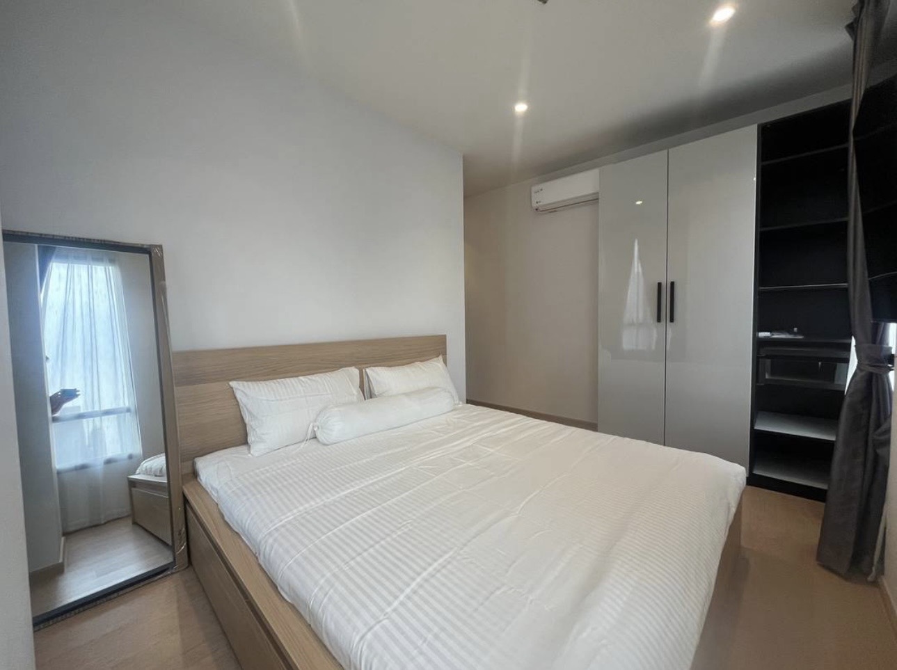 Unit & Project Photos