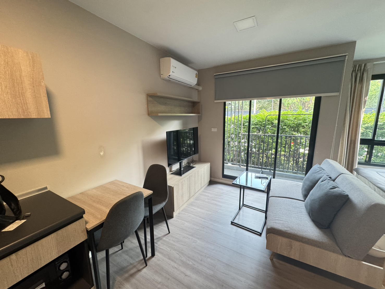 dcondo campus hideaway