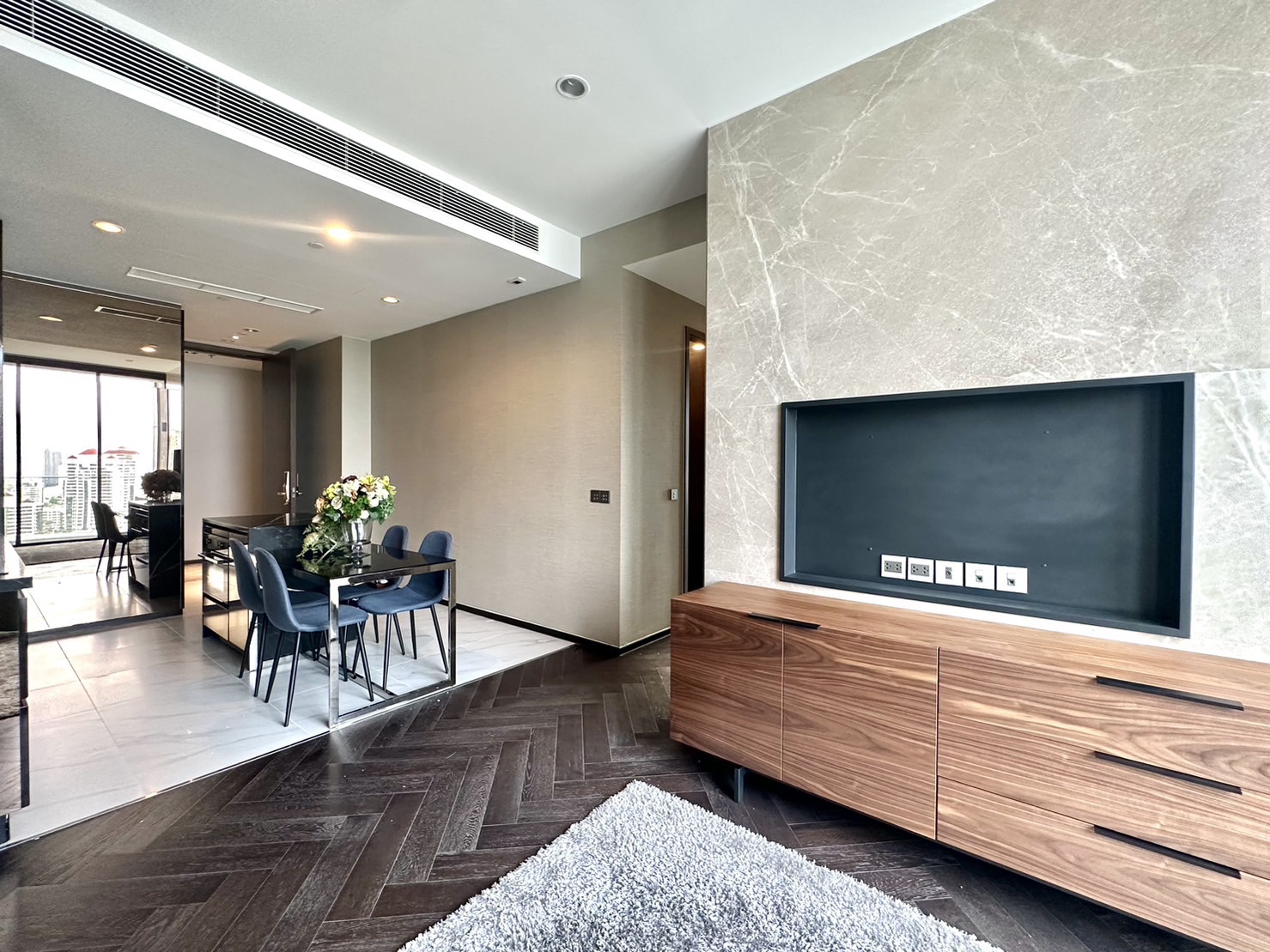 THE ESSE SUKHUMVIT 36