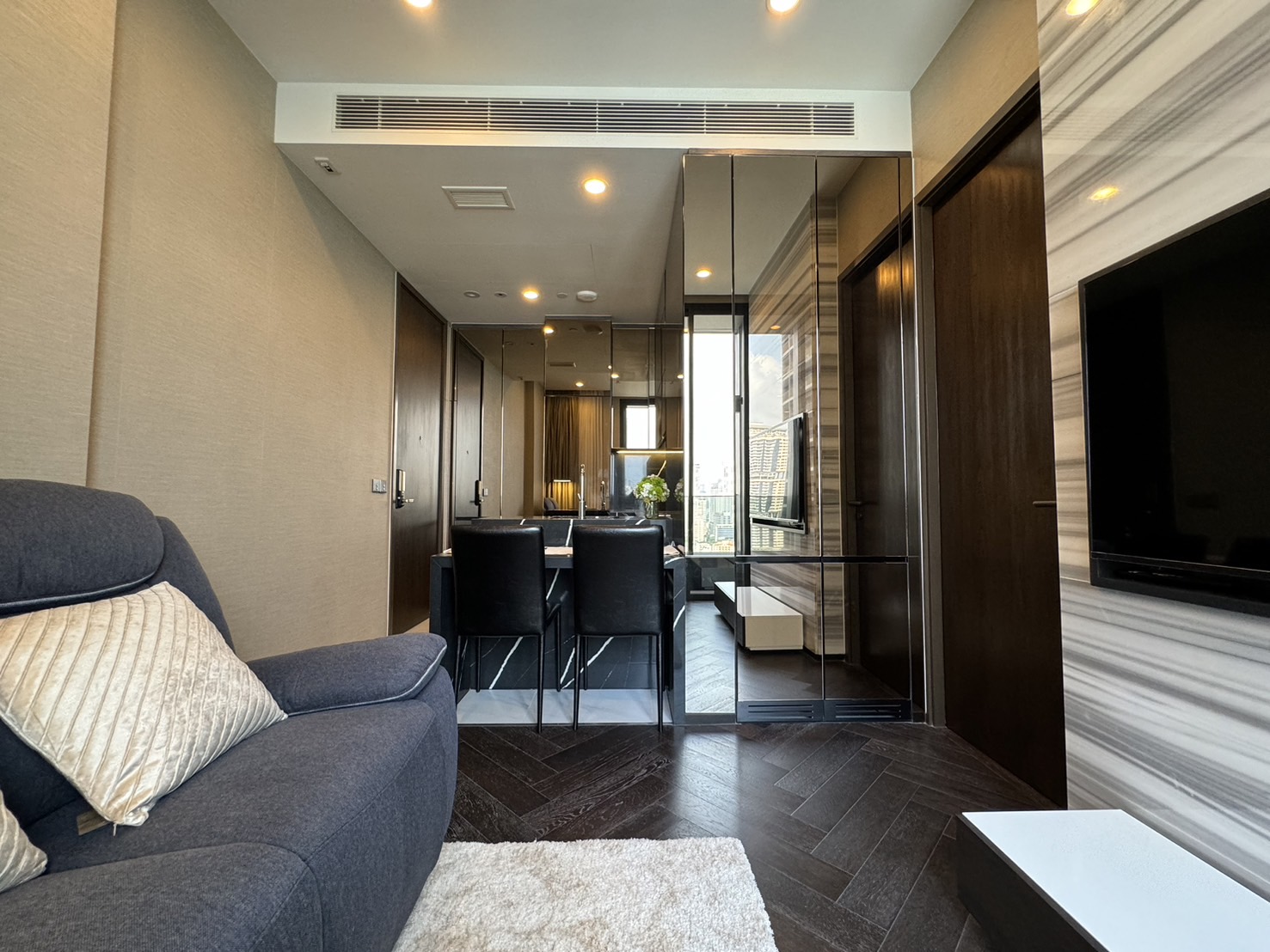 THE ESSE SUKHUMVIT 36