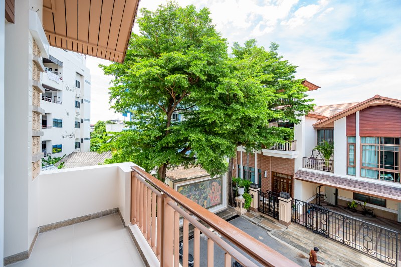 Baan Sansiri Sukhumvit 67