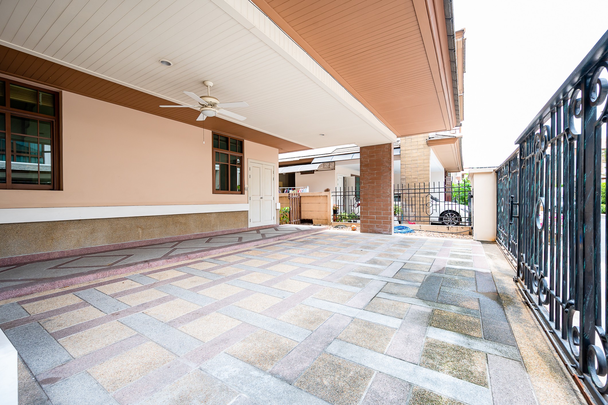 Baan Sansiri Sukhumvit 67