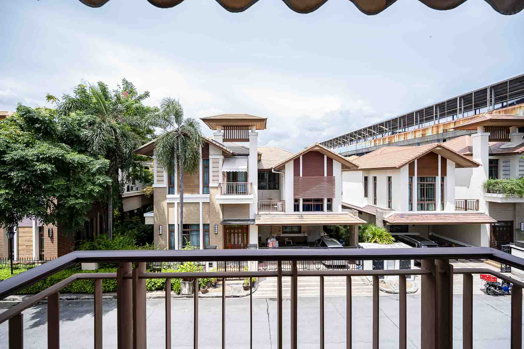 Baan Sansiri Sukhumvit 67