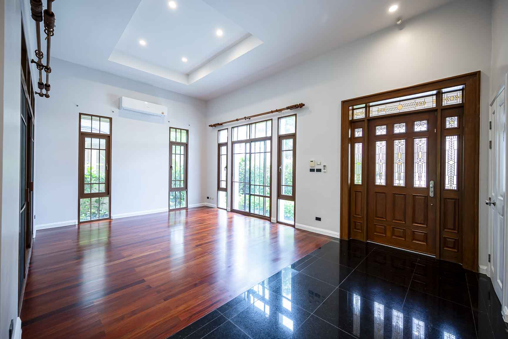 Baan Sansiri Sukhumvit 67
