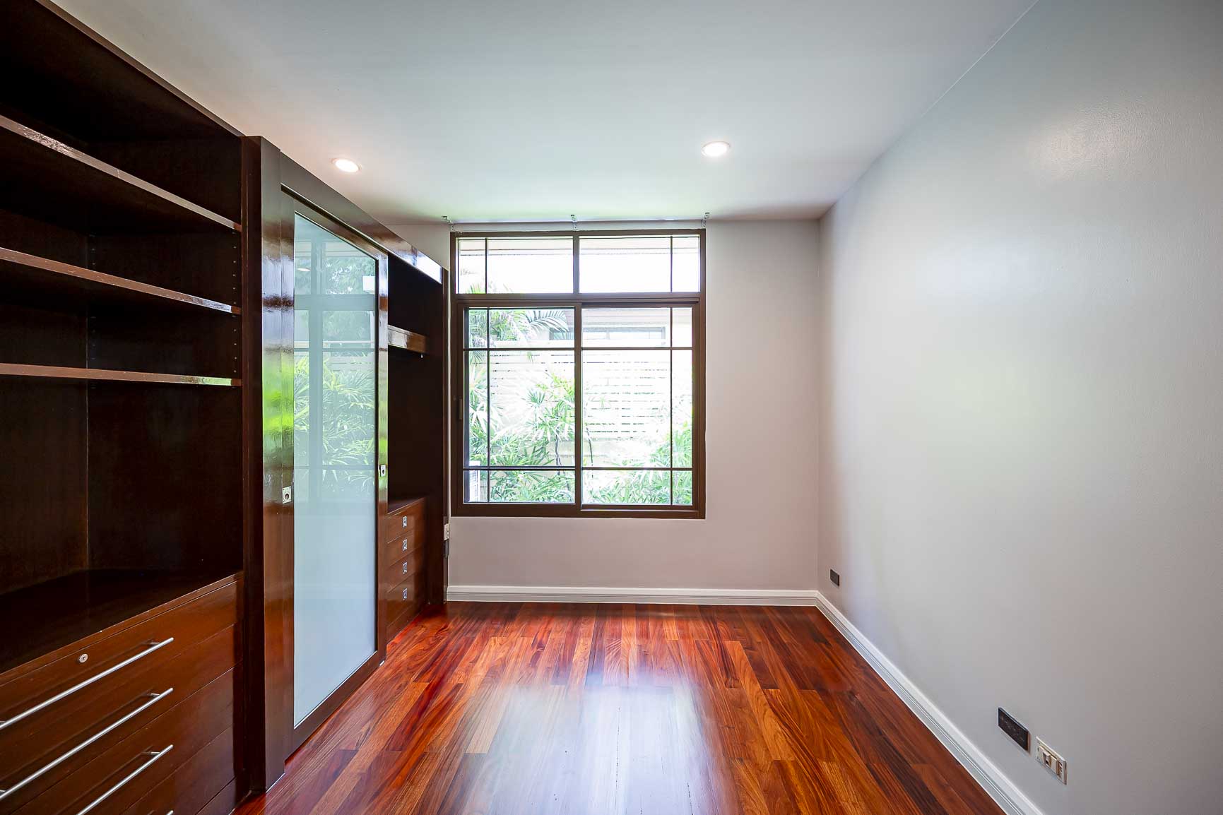 Baan Sansiri Sukhumvit 67