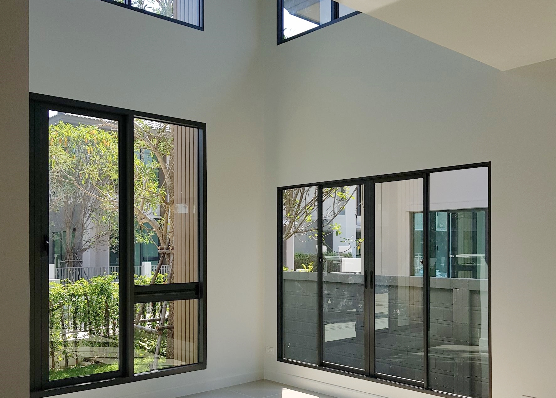 สราญสิริ ศรีวารี