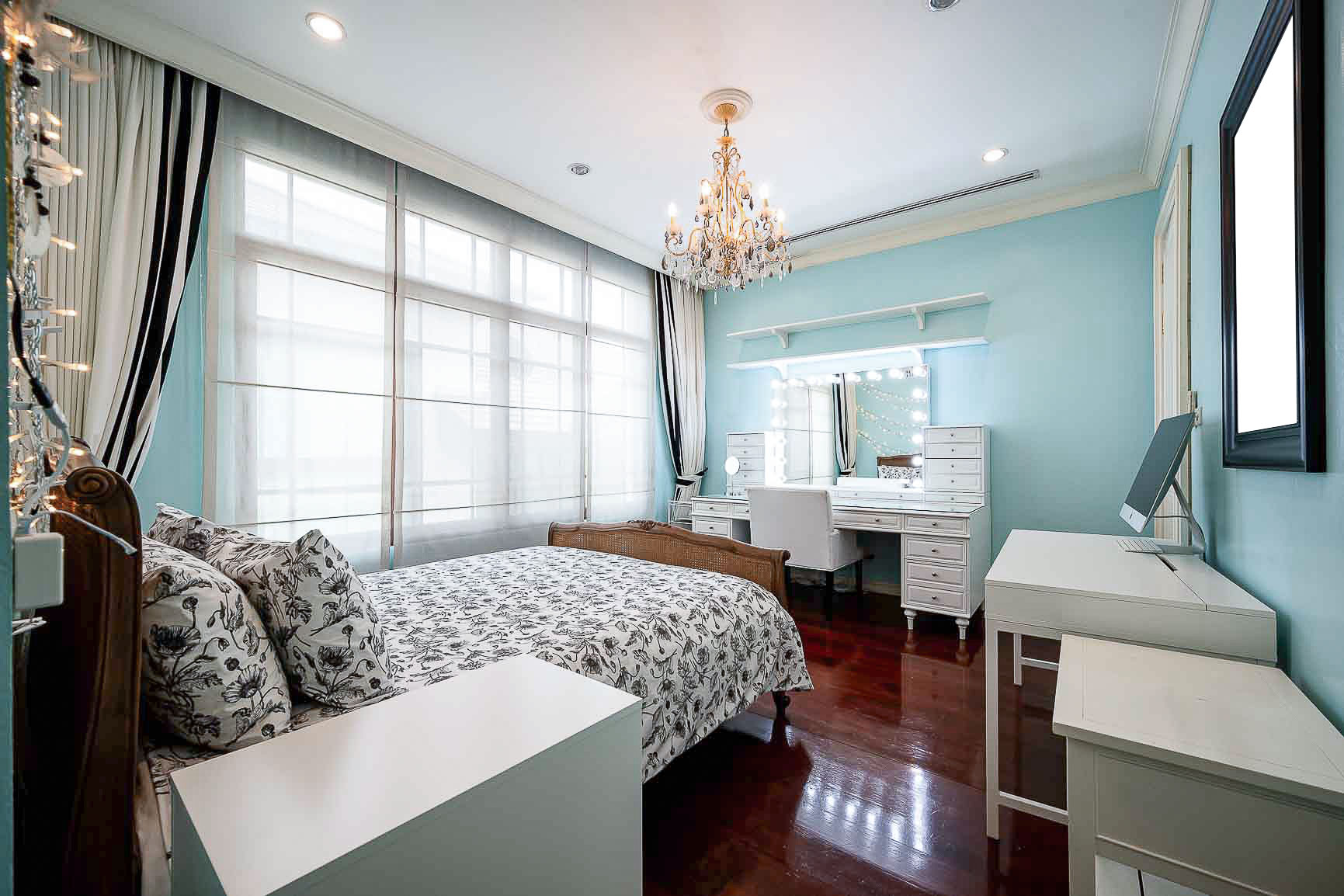 Baan Sansiri Sukhumvit 67