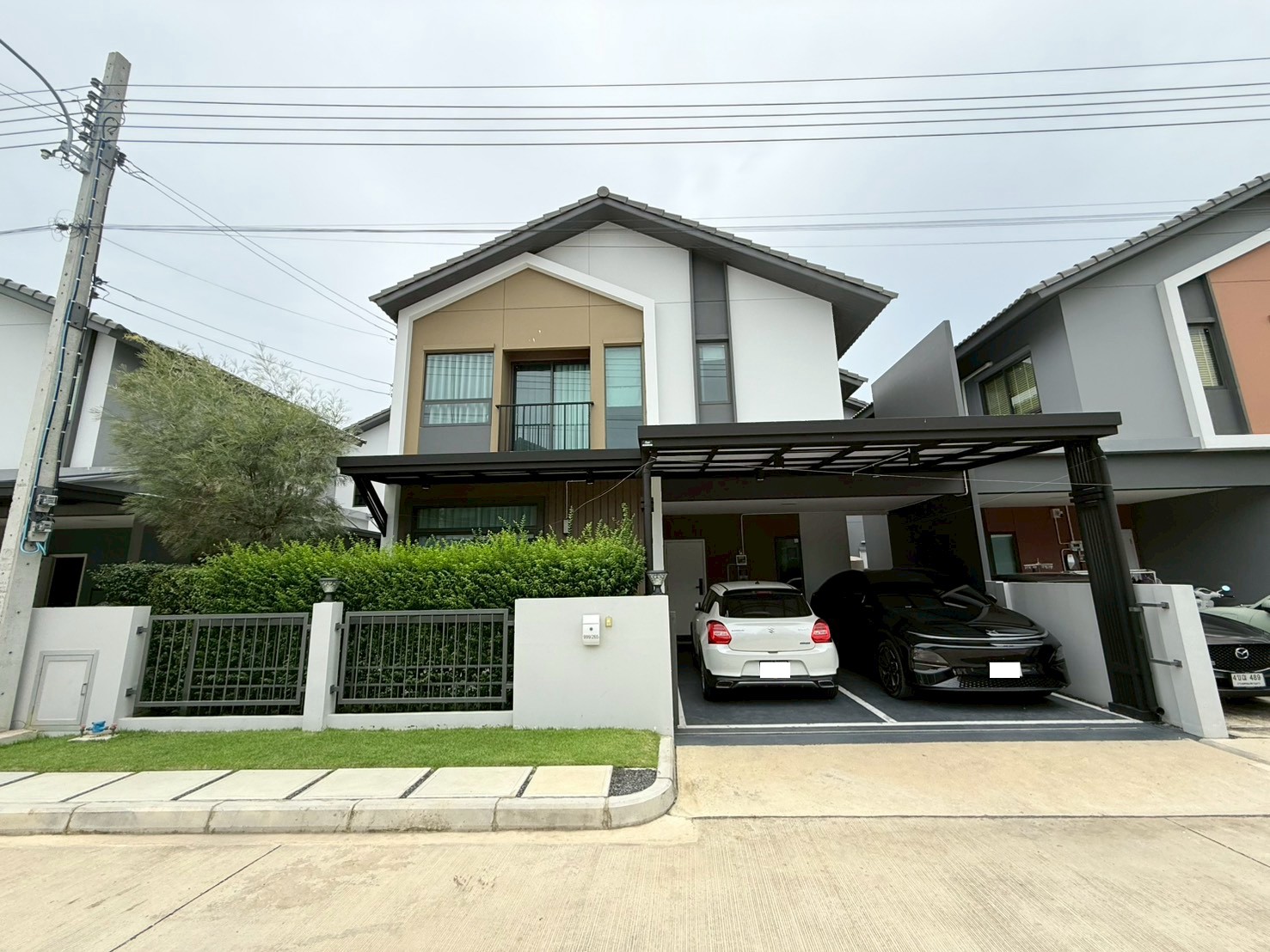 อณาสิริ ชัยพฤกษ์-วงแหวน 2