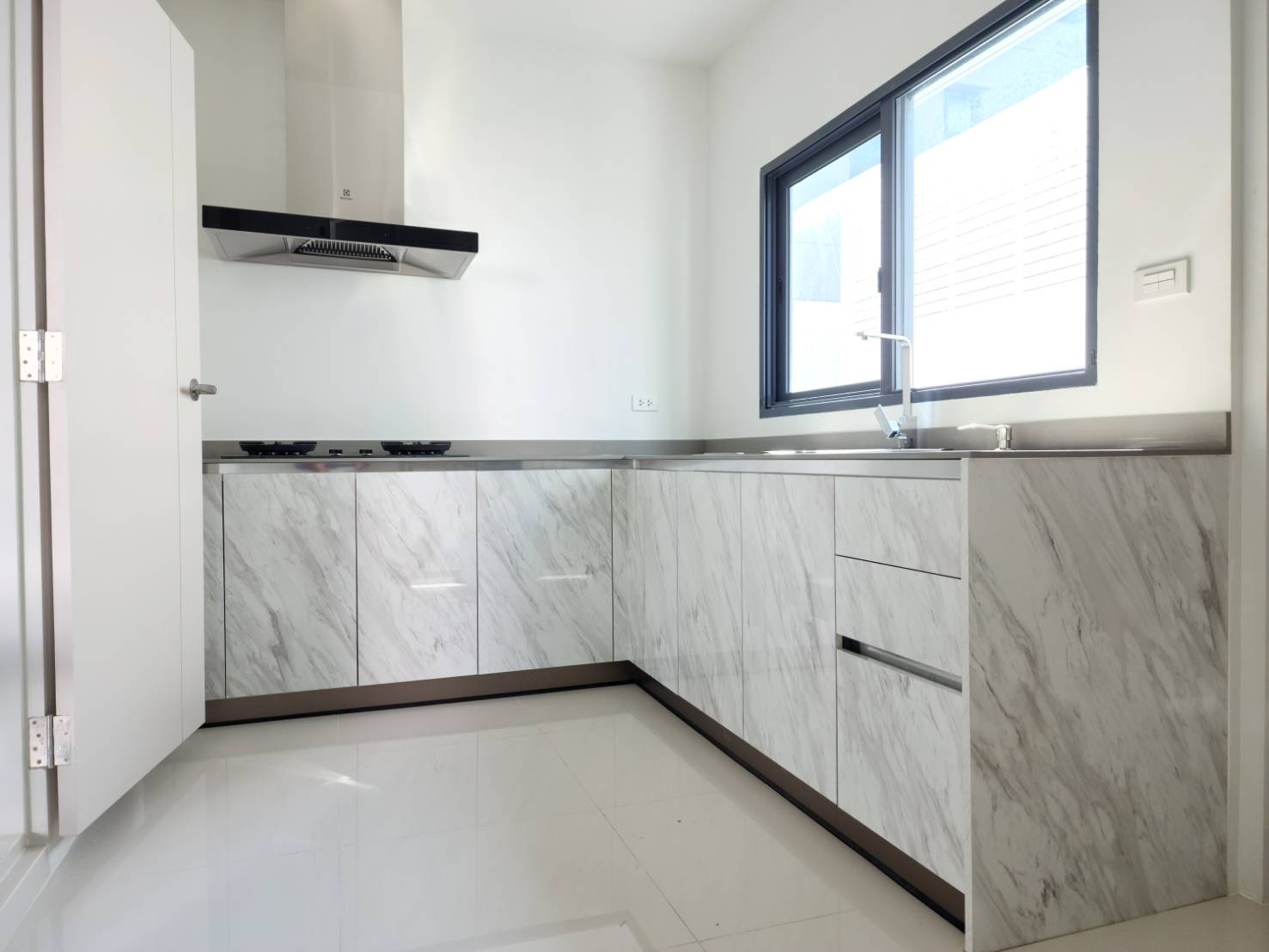 Unit & Project Photos 3