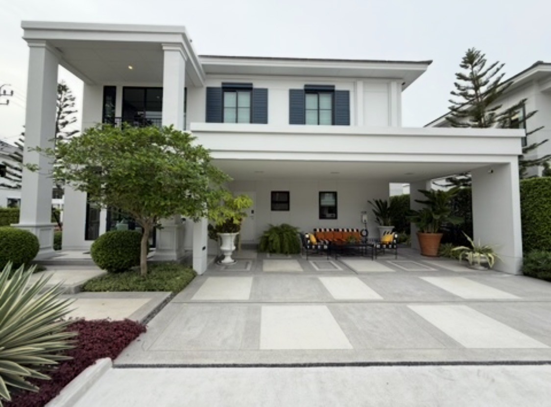 เศรษฐสิริ วัชรพล - เทพรักษ์
