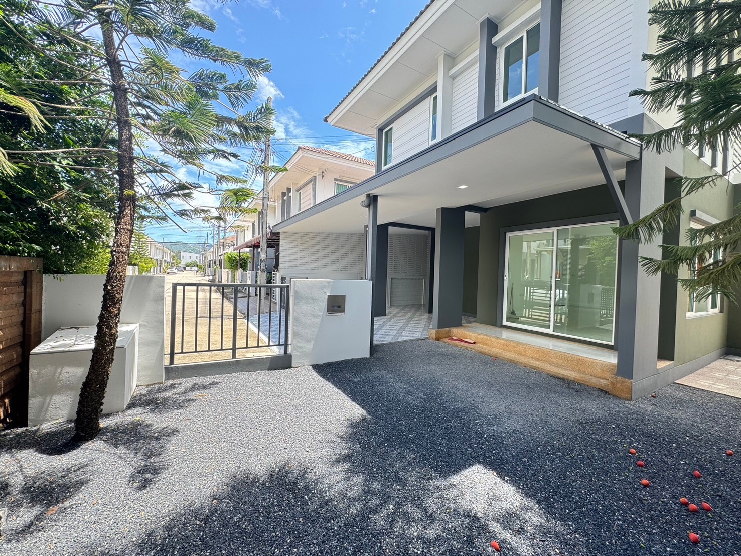 Unit & Project Photos 3