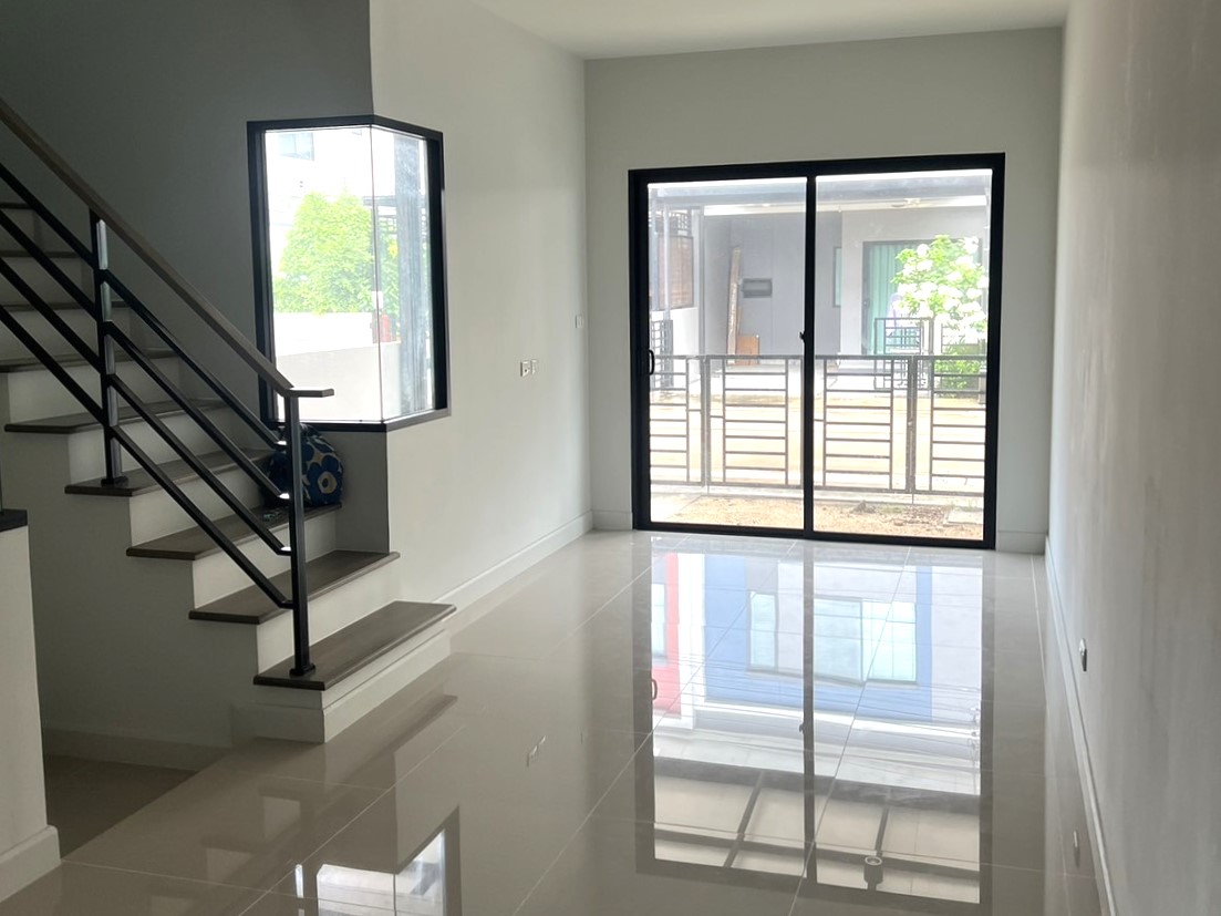 Unit & Project Photos 5